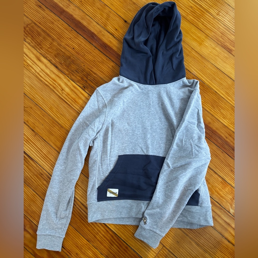 Tracksmith Gray and Navy Apparel